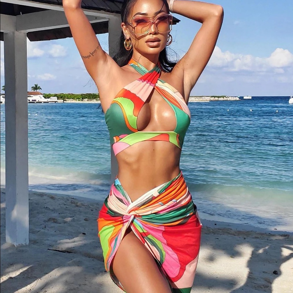 Brand new colorful summer set , skirt and versatile crop top